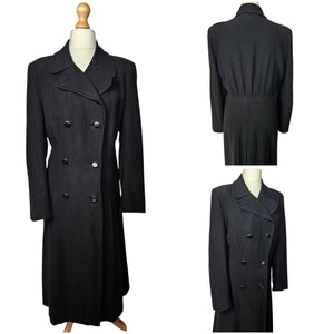 1940s Black Coat With Detailed Back