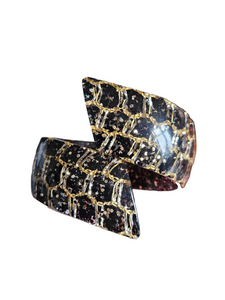 1950s Black and Gold Confetti Lucite Clamper Bangle