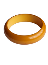 Load image into Gallery viewer, 1940s Egg Yolk Bakelite Bangle
