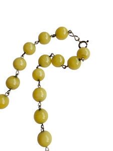 1930s Yellow Glass Rolled Wite Necklace