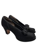 Load image into Gallery viewer, 1940s Black Suede American Red Cross Made Shoes
