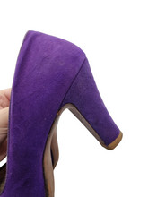 Load image into Gallery viewer, 1940s Bright Purple Court Suede Shoes
