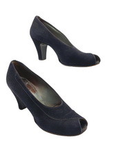 Load image into Gallery viewer, 1940s Navy Suede Peep Toe Court Shoes
