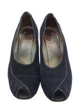 Load image into Gallery viewer, 1940s Navy Suede Peep Toe Court Shoes
