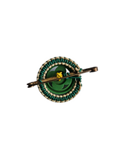 Load image into Gallery viewer, 1940s Green Make Do and Mend Wirework Brooch
