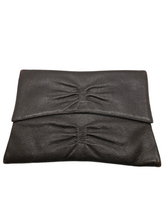 Load image into Gallery viewer, 1940s Brown Leather Clutch Bag
