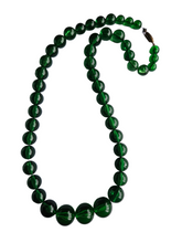 Load image into Gallery viewer, 1940s/1950s Green Early Plastic Lucite Necklace
