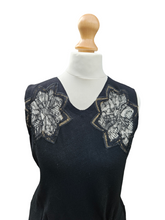 Load image into Gallery viewer, 1920s Black Crepe Sleeveless Dress With Lace Star
