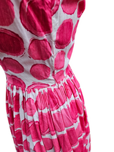 Load image into Gallery viewer, 1950s Pink and White Circle Print Dress
