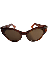 Load image into Gallery viewer, Late 1940s Brown Lattice Sunglasses
