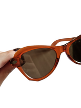 Load image into Gallery viewer, Late 1940s Toffee Brown Sunglasses
