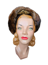 Load image into Gallery viewer, 1940s Brown Fur Studded Hat
