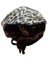 Load image into Gallery viewer, 1940s Brown Velvet and Leopard Print Fur Hat
