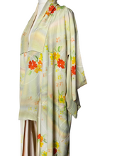 Load image into Gallery viewer, 1950s Cream/Yellow/Red/Orange Flower Long Kimono
