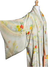 Load image into Gallery viewer, 1950s Cream/Yellow/Red/Orange Flower Long Kimono
