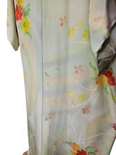 Load image into Gallery viewer, 1950s Cream/Yellow/Red/Orange Flower Long Kimono
