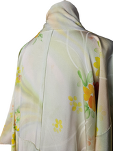 Load image into Gallery viewer, 1950s Cream/Yellow/Red/Orange Flower Long Kimono
