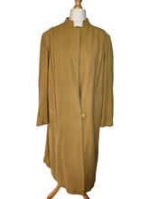 Load image into Gallery viewer, 1940s Dark Yellow Wool Swing Coat
