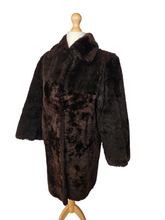 Load image into Gallery viewer, 1940s Brown Beaver Lamb Fur Coat
