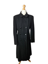 Load image into Gallery viewer, 1940s Black Coat With Detailed Back
