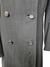 Load image into Gallery viewer, 1940s Black Coat With Detailed Back
