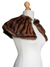 Load image into Gallery viewer, 1940s Brown Fur Cape Collar
