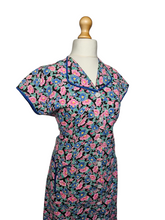 Load image into Gallery viewer, Late 1940s Pink Floral House Dress
