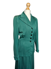 Load image into Gallery viewer, 1940s Green Gabardine Suit With Sharp Collar
