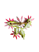 Load image into Gallery viewer, Vintage Metal Christmas Poinsettia Brooch
