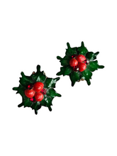 Load image into Gallery viewer, 1940s Green Christmas Holly Earrings
