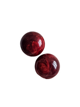 Load image into Gallery viewer, 1940s Burgundy Marbled Bakelite Earrings
