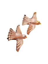 Load image into Gallery viewer, 1940s Coro Pink Nylon Bird Brooch Set
