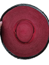 Load image into Gallery viewer, 1940s Dark Red and Black Raffia/Straw Tilt Hat
