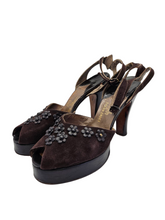 Load image into Gallery viewer, 1940s Brown Suede and Leather Flower Platform Shoes
