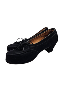 1940s Black Suede Apron Front Lace Up Shoes