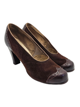 Load image into Gallery viewer, 1940s Brown Suede and Leather Court Shoes
