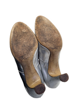 Load image into Gallery viewer, 1920s Silver Court Shoes
