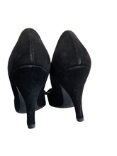 Load image into Gallery viewer, 1950s Black Fabric Bow Peep Toe Shoes
